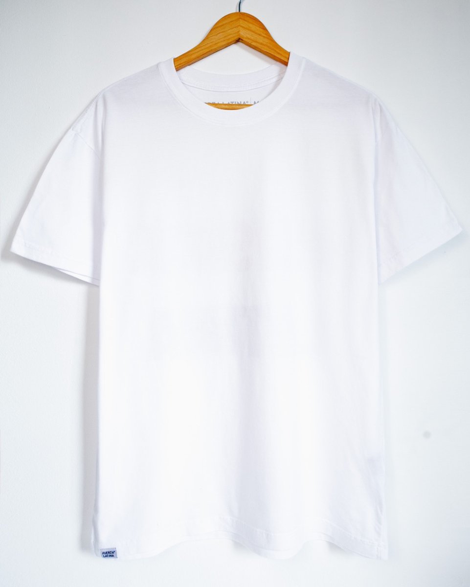 Camisetão ESCUCHA MÚSICA LATINA 2.0 branco - Image 9